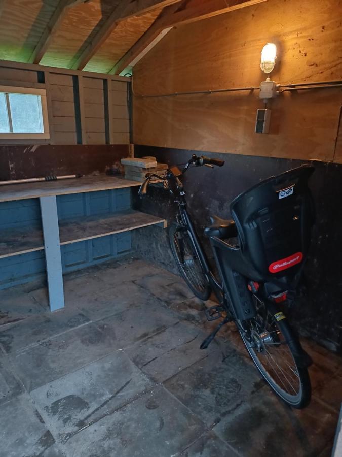 Vrijstaand Chalet Met Veel Buitenruimte En Veranda Zuid-Scharwoude Dış mekan fotoğraf
