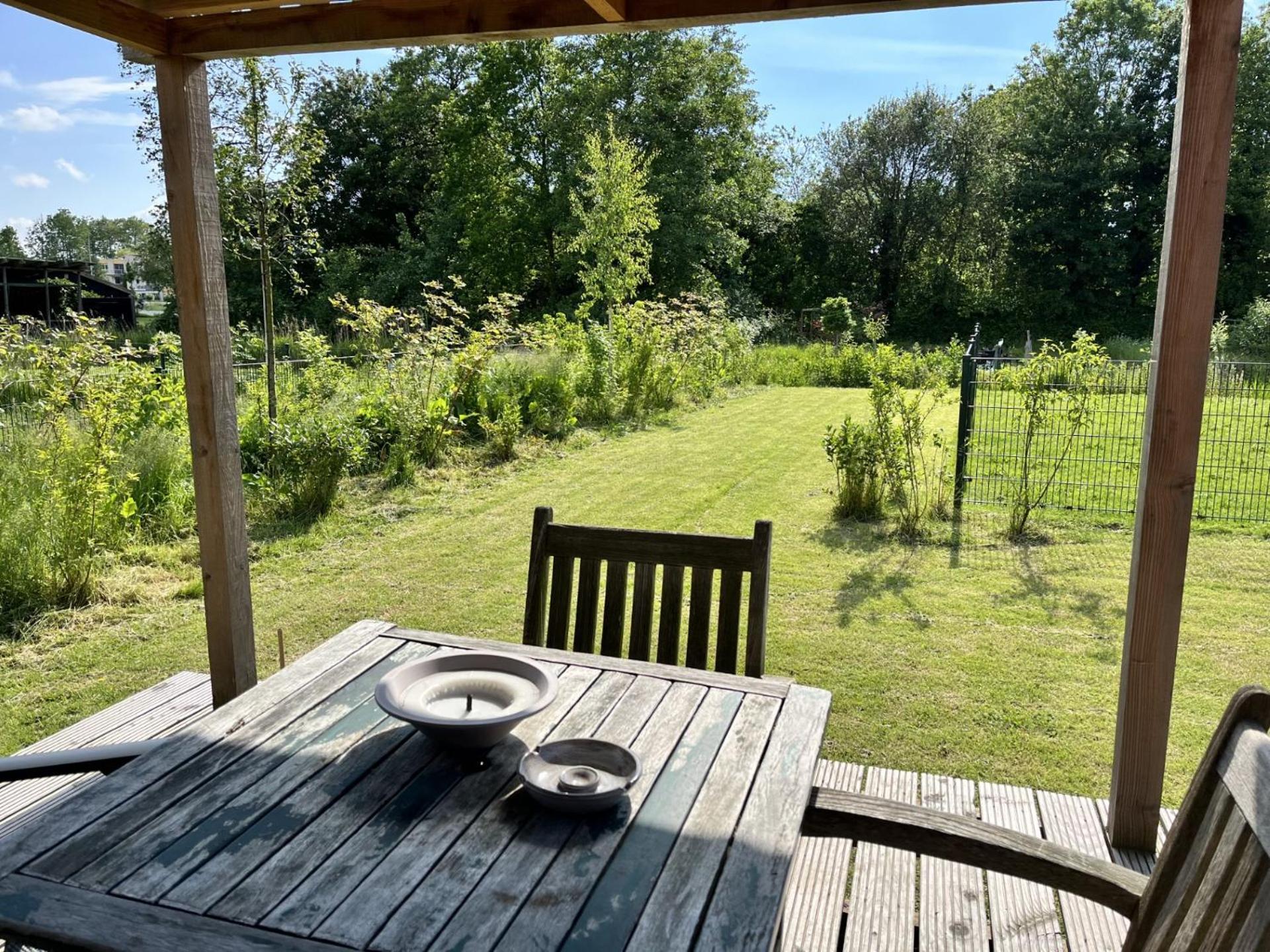 Vrijstaand Chalet Met Veel Buitenruimte En Veranda Zuid-Scharwoude Dış mekan fotoğraf